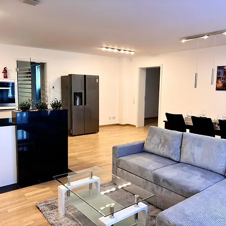 Ag Deluxe In Kornwestheim