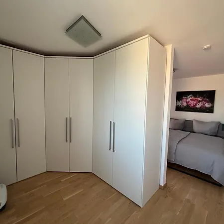 Ag Deluxe In Apartamento Kornwestheim